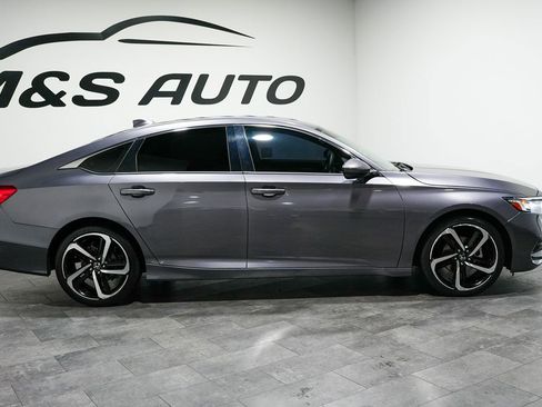 Used 2018 Honda Accord LX image 6