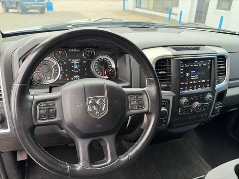 Used 2019 RAM 1500 Big Horn AWD/4WD image 16
