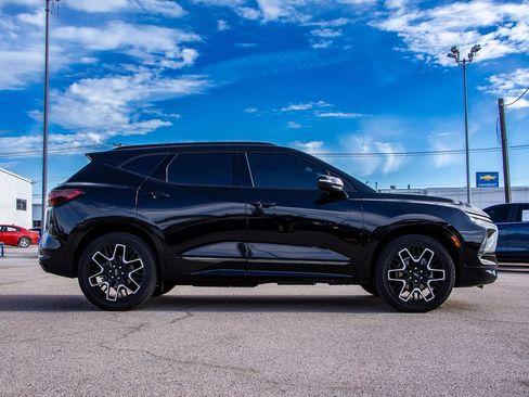 Used 2023 Chevrolet Blazer RS w/ Enhanced Convenience Package AWD/4WD image 12
