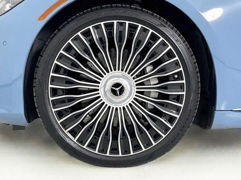 Used 2024 Mercedes-Benz Maybach S 580 4MATIC image 33