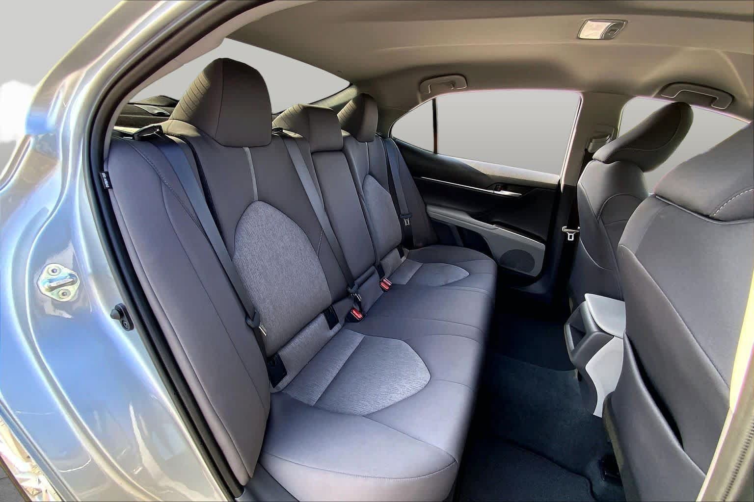 Used 2024 Toyota Camry LE FWD image 19