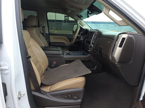 Used 2019 GMC Sierra 3500 Denali w/ Duramax Plus Package image 8