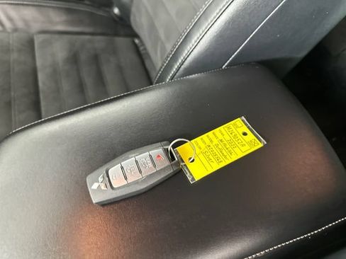 Used 2022 Mitsubishi Outlander SE AWD/4WD image 40