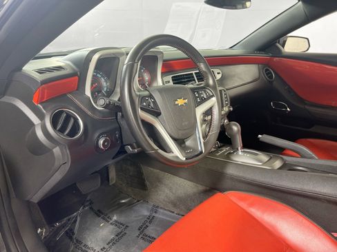 Used 2015 Chevrolet Camaro SS w/ RS Package image 9