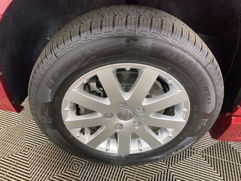 Used 2016 Chrysler Town & Country Touring w/ Driver Convenience Group image 31