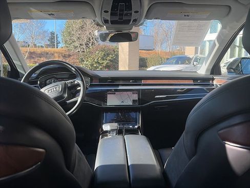 Used 2021 Audi A8 L 4.0T w/ Executive Plus Package image 6