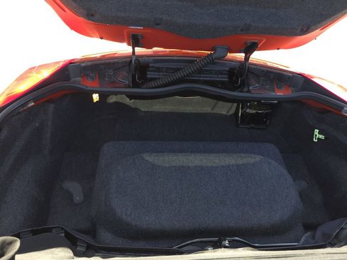 Used 2008 Pontiac Solstice Convertible w/ Premium Package image 19