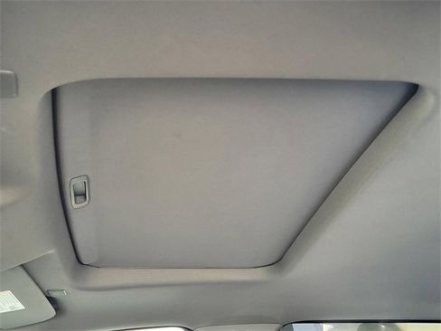 Used 2025 GMC Sierra 2500 Denali w/ Denali Reserve Package image 17