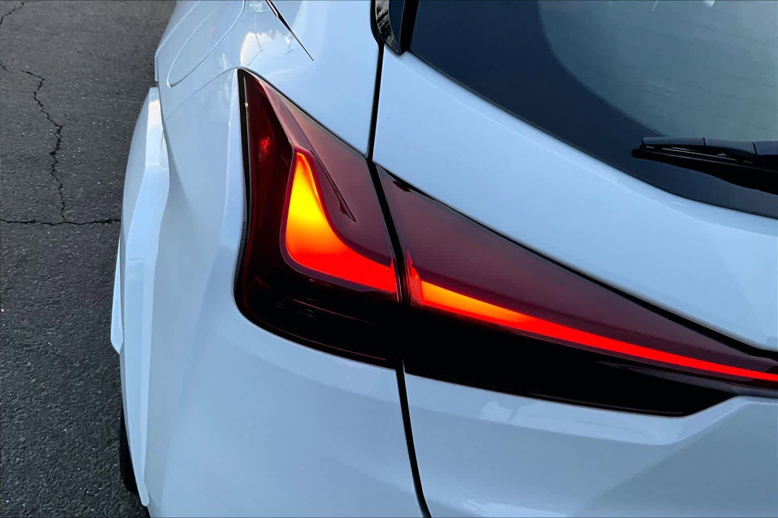 Used 2024 Lexus UX 250h F Sport AWD/4WD image 23