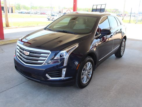 Used 2017 Cadillac XT5 Luxury w/ Driver Awareness Package image 46
