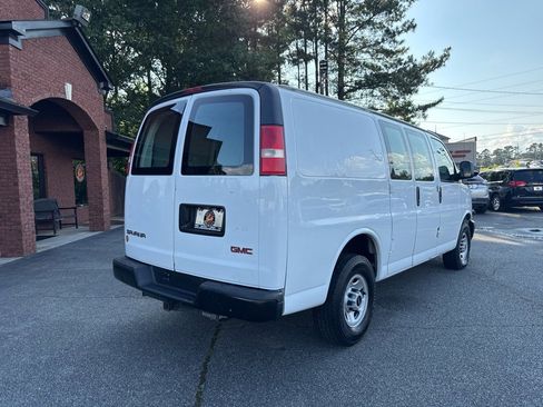 Used 2018 GMC Savana 2500 w/ Communications Package image 15