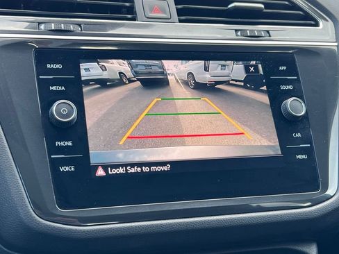 Used 2023 Volkswagen Tiguan SE image 26