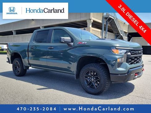 Used 2025 Chevrolet Silverado 1500 Custom Trail Boss AWD/4WD image 3