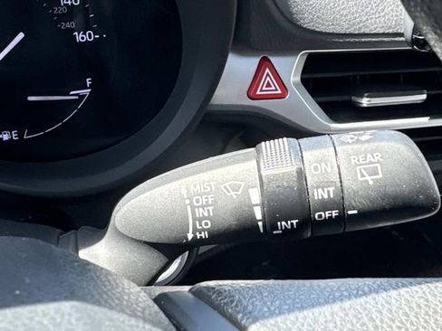 Used 2022 Toyota Sienna LE w/ LE Plus Package AWD/4WD image 19