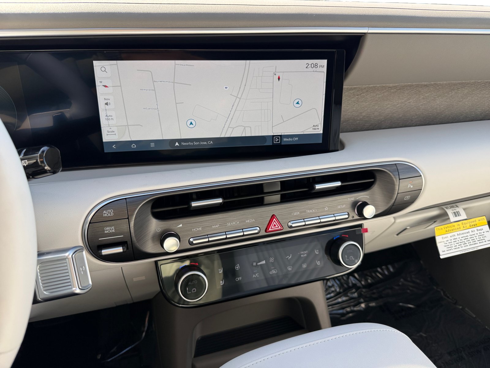 Certified 2026 Hyundai Palisade SEL FWD image 12