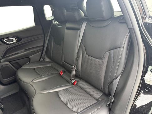 New 2026 Jeep Compass Latitude image 13