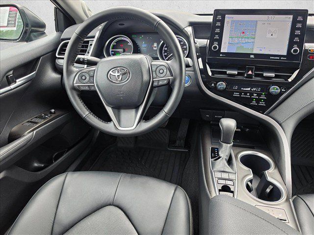 Used 2024 Toyota Camry XLE w/ Navigation Package FWD image 19