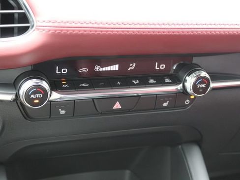 New 2026 MAZDA MAZDA3 2.5 S Hatchback w/ Premium Pkg FWD image 22