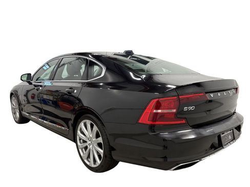 Used 2018 Volvo S90 T8 Inscription w/ Convenience Package image 6