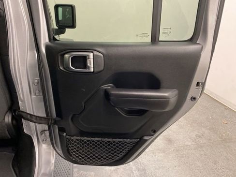 Used 2019 Jeep Wrangler Unlimited Sport S image 29