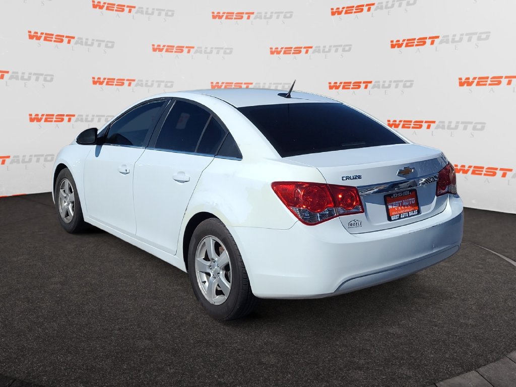 Used 2012 Chevrolet Cruze LT FWD image 3