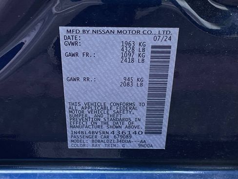 Used 2025 Nissan Sentra SV FWD image 33
