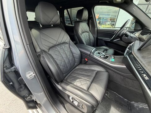 Used 2024 BMW X5 xDrive40i AWD/4WD image 12