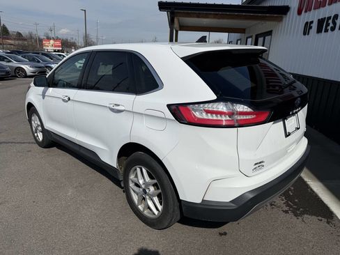 Used 2022 Ford Edge SEL image 11
