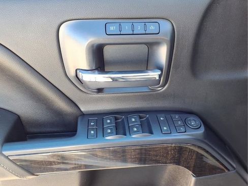 Used 2016 GMC Sierra 2500 Denali image 18