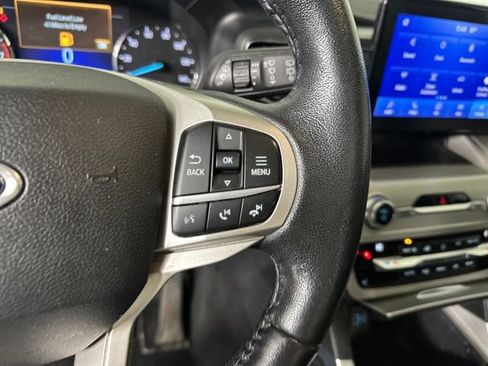 Used 2021 Ford Explorer XLT w/ Equipment Group 202A image 16