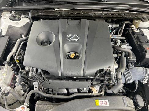 Used 2021 Lexus ES 250 w/ Accessory Package 2 AWD/4WD image 28