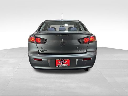 Used 2017 Mitsubishi Lancer SE image 5