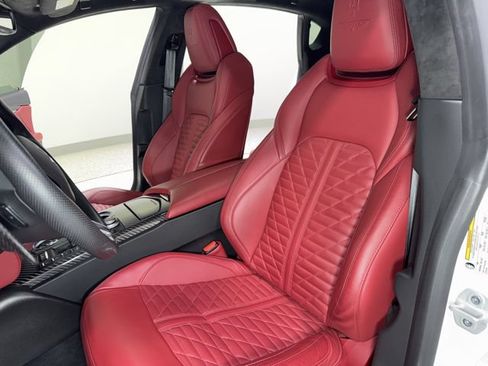 Used 2022 Maserati Quattroporte Trofeo RWD image 16