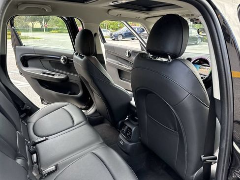 Used 2022 MINI Cooper Countryman S w/ Premium Package FWD image 33