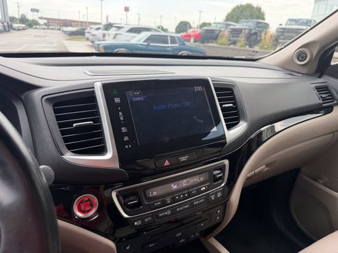 Used 2016 Honda Pilot Elite image 20