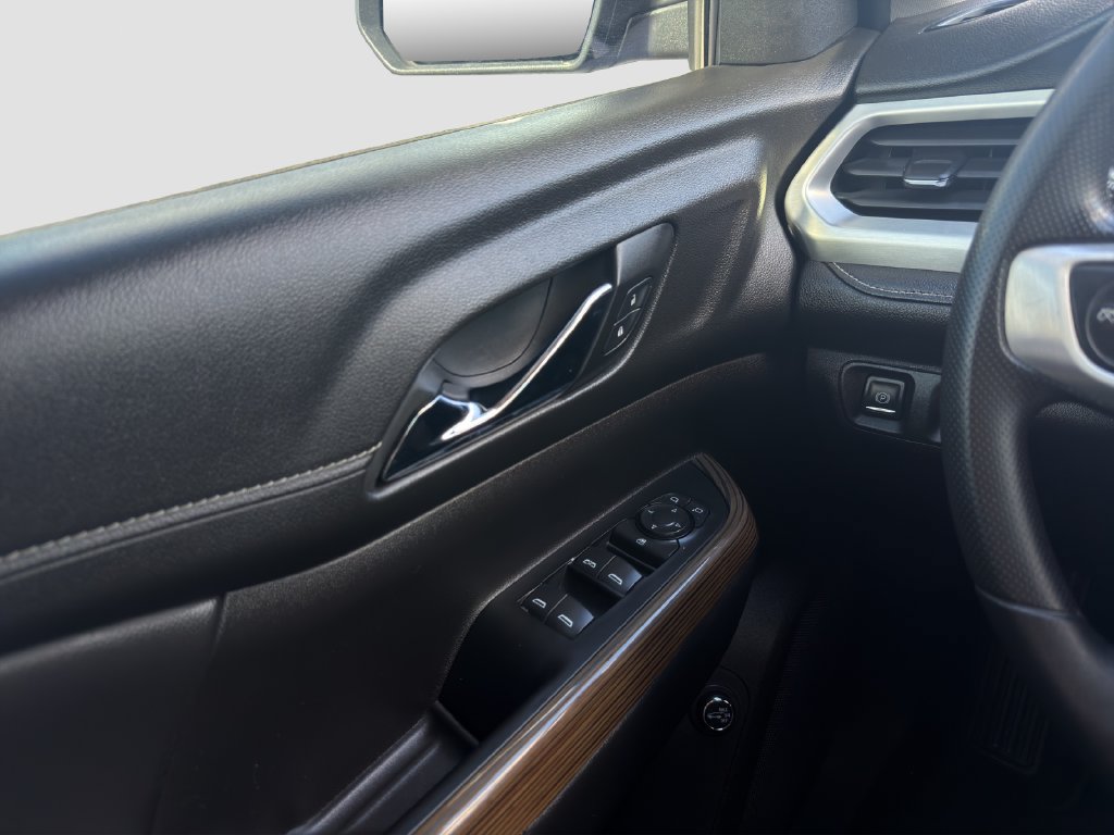 Used 2023 GMC Acadia SLE w/ Driver Convenience Package FWD image 27