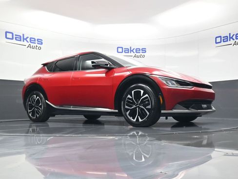 Certified 2023 Kia EV6 Wind w/ Wind Technology Package image 42