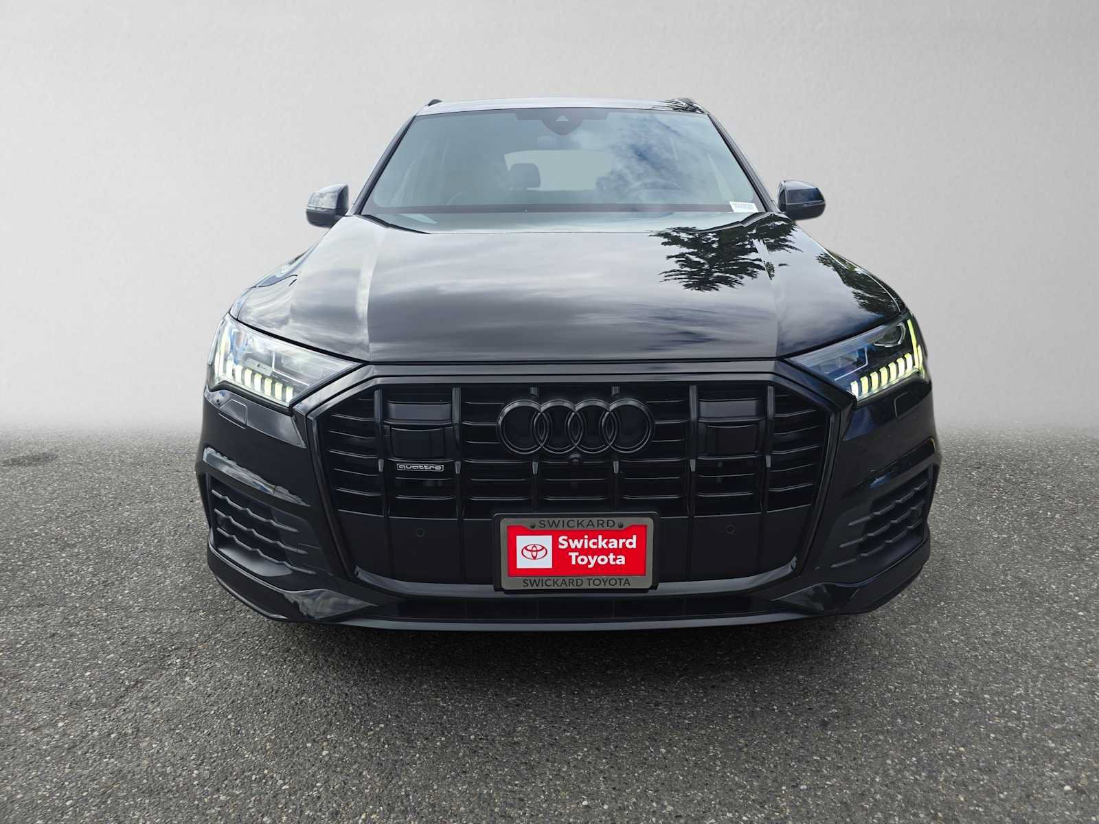 Used 2023 Audi Q7 2.0T Premium Plus w/ Premium Plus Package AWD/4WD image 8