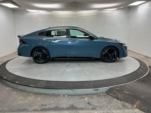 New 2026 Nissan Sentra SR image 6