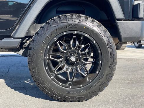 Used 2017 Jeep Wrangler Unlimited Sport w/ Quick Order Package 24S image 13