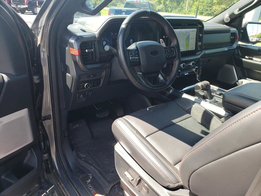 Used 2025 Ford F150 Raptor AWD/4WD image 11