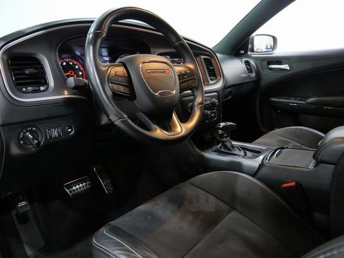 Used 2022 Dodge Charger R/T w/ Plus Group image 11