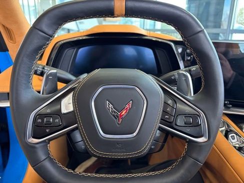 Used 2021 Chevrolet Corvette Stingray Premium Conv w/ Z51 Performance Package RWD image 11