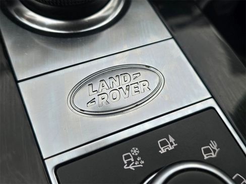 Used 2018 Land Rover Discovery HSE Luxury image 32