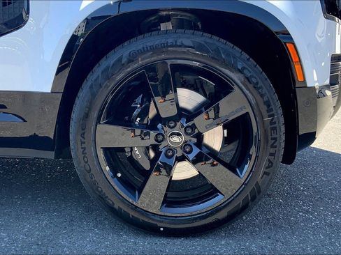 New 2025 Land Rover Defender 130 V8 image 13