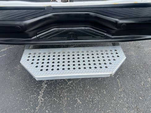 Used 2014 Ford E-350 and Econoline 350 Extended Super Duty RWD image 8