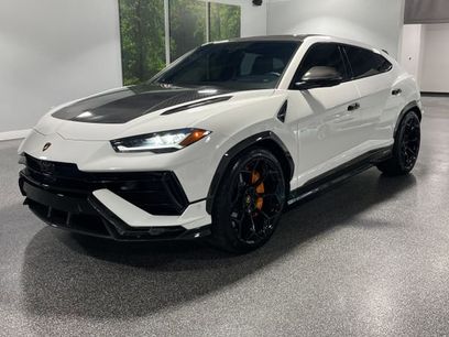 Used 2023 Lamborghini Urus Performante