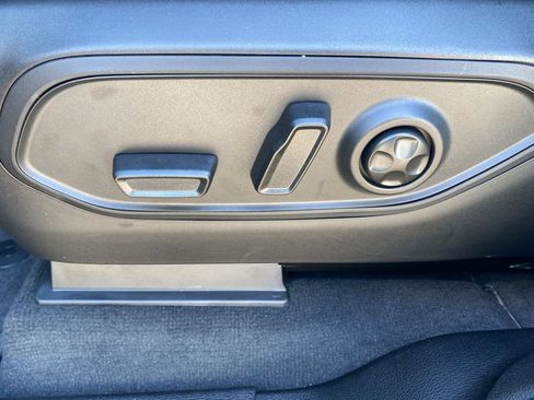 New 2025 Jeep Grand Cherokee L Limited w/ Black Appearance Package image 29