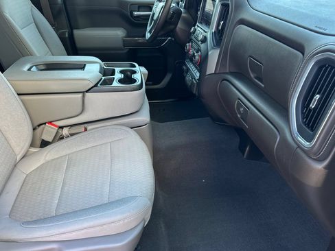 Used 2022 Chevrolet Silverado 1500 LT w/ Max Trailering Package AWD/4WD image 15