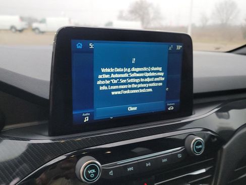 Used 2024 Ford Escape ST-Line image 25